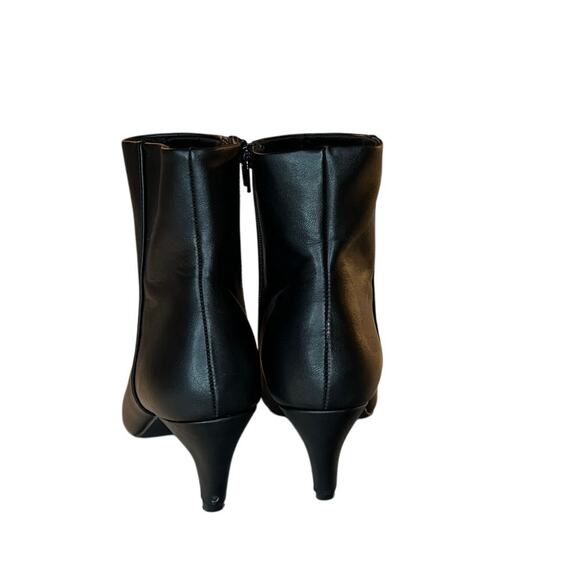 Christian Siriano Black Bootie 6 - Picture 4 of 7